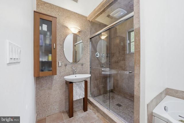 1312 ROBINSON PL, Falls Church, VA 22046