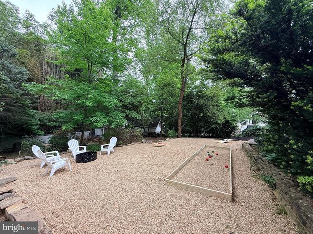 1312 ROBINSON PL, Falls Church, VA 22046