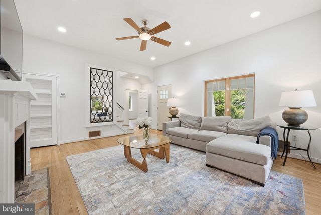 1312 ROBINSON PL, Falls Church, VA 22046