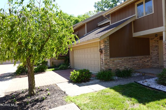 1677 Wyandotte Boulevard, Maumee, OH 43537