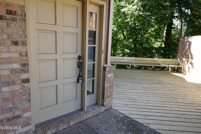 1677 Wyandotte Boulevard, Maumee, OH 43537