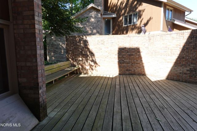 1677 Wyandotte Boulevard, Maumee, OH 43537