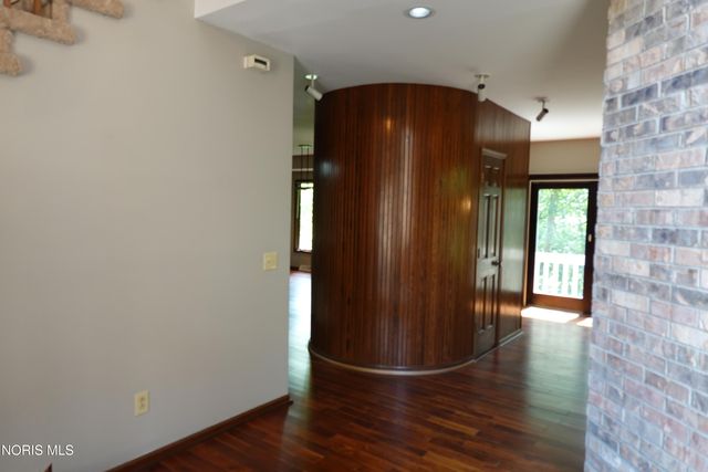 1677 Wyandotte Boulevard, Maumee, OH 43537