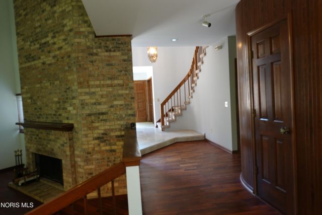 1677 Wyandotte Boulevard, Maumee, OH 43537