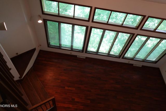 1677 Wyandotte Boulevard, Maumee, OH 43537