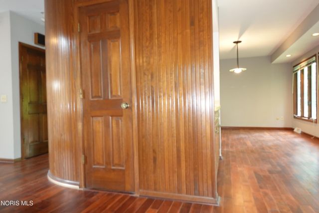 1677 Wyandotte Boulevard, Maumee, OH 43537
