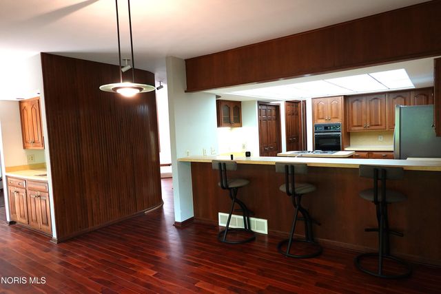 1677 Wyandotte Boulevard, Maumee, OH 43537