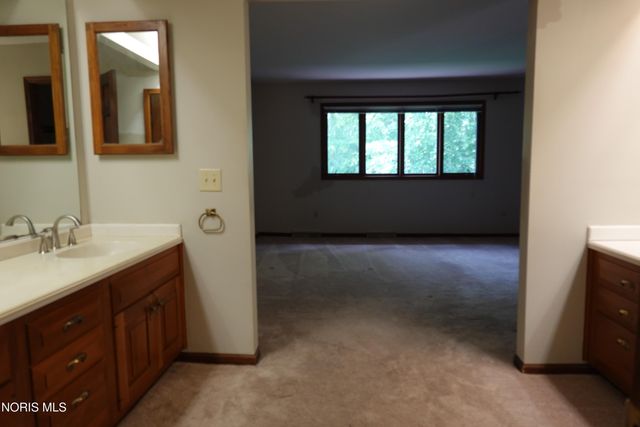 1677 Wyandotte Boulevard, Maumee, OH 43537