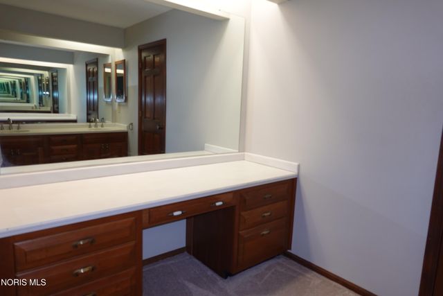 1677 Wyandotte Boulevard, Maumee, OH 43537
