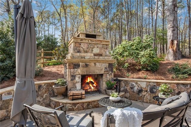 895 Riverhaven Drive, Suwanee, GA 30024