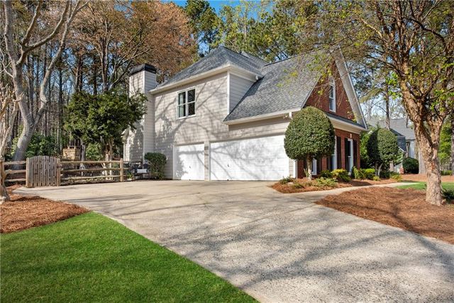 895 Riverhaven Drive, Suwanee, GA 30024