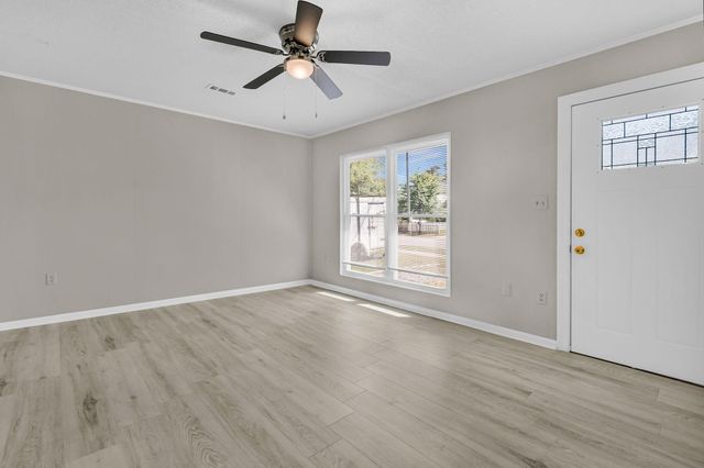 509 E Richardson Avenue, Summerville, SC 29485