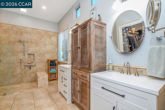 2060 Kent Dr, Brentwood, CA 94513