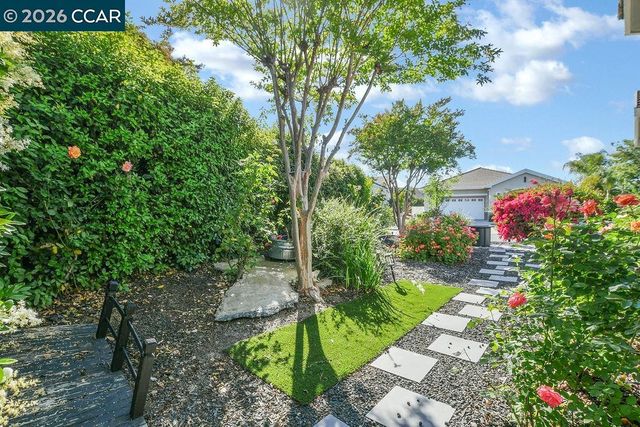 2060 Kent Dr, Brentwood, CA 94513