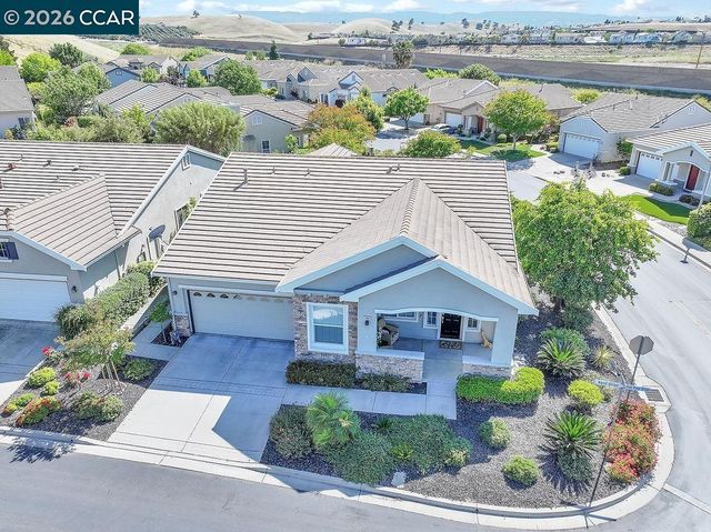 2060 Kent Dr, Brentwood, CA 94513