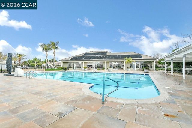 2060 Kent Dr, Brentwood, CA 94513