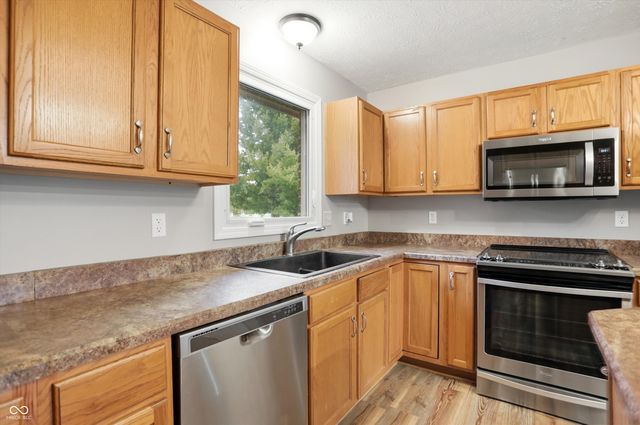 10404 N Serenity Lane, Mooresville, IN 46158