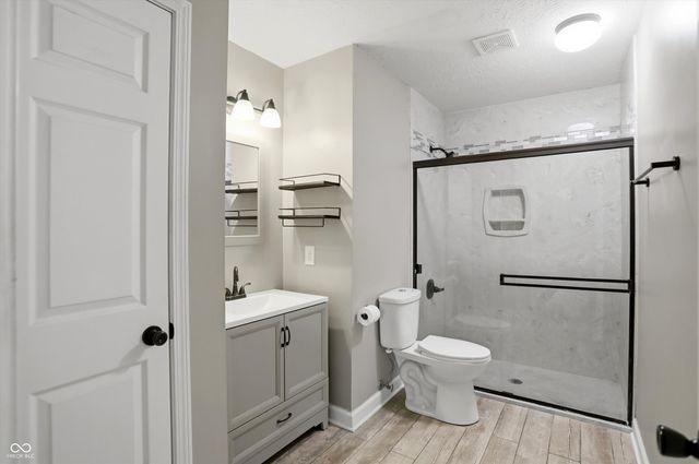 10404 N Serenity Lane, Mooresville, IN 46158