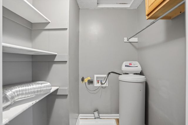 10404 N Serenity Lane, Mooresville, IN 46158