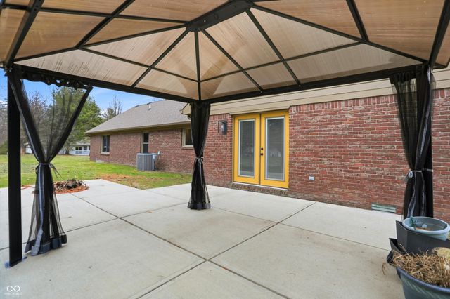 10404 N Serenity Lane, Mooresville, IN 46158