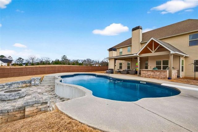 9131 Highway 16, Senoia, GA 30276