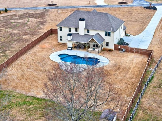 9131 Highway 16, Senoia, GA 30276