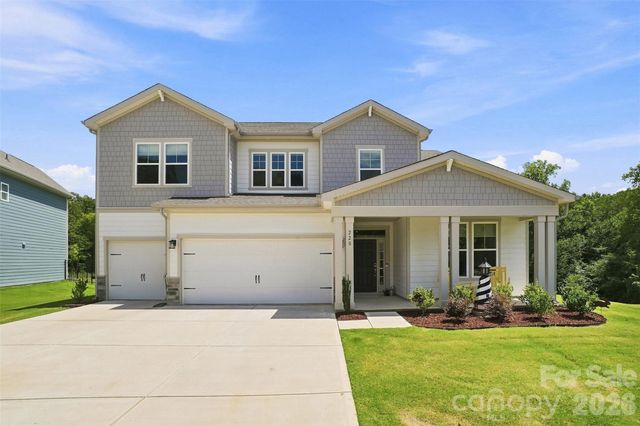 220 E Warfield Drive, Mooresville, NC 28115