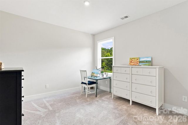 220 E Warfield Drive, Mooresville, NC 28115