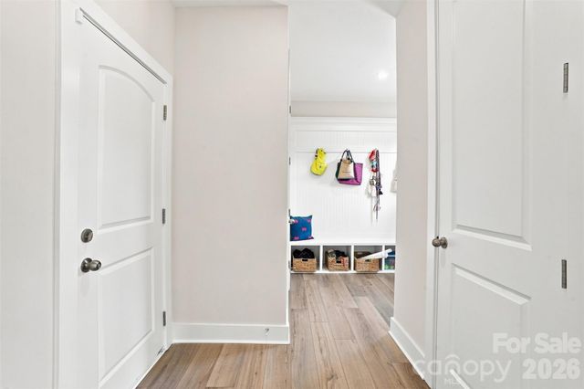 220 E Warfield Drive, Mooresville, NC 28115