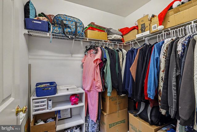 129 PENTAIL DR, Lancaster, PA 17601