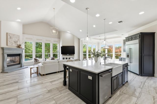501 Holly Court, Keller, TX 76248