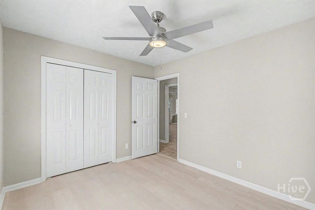 Image 21 of property listing at 13 N Nicholson Circle, Savannah, GA 31419