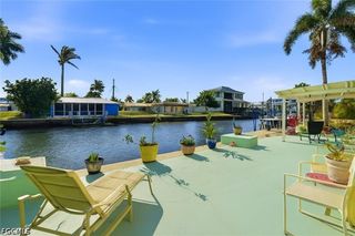 2607 Bayshore DR, Matlacha, FL 33993