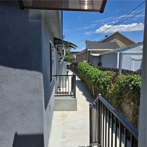8903 Baring Cross, Los Angeles, CA 90044