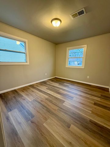 800 Clinton Street, Gary, IN 46406