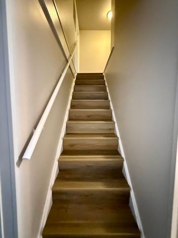 800 Clinton Street, Gary, IN 46406