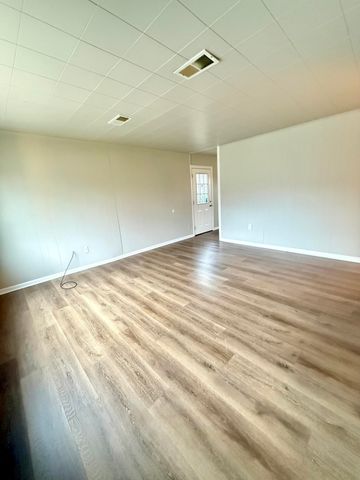 800 Clinton Street, Gary, IN 46406