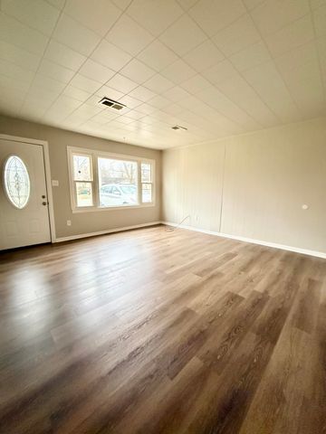 800 Clinton Street, Gary, IN 46406