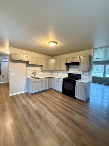 800 Clinton Street, Gary, IN 46406