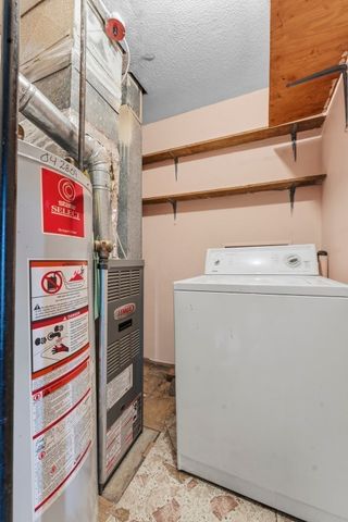 9 Lynnwood Ave, Swansea, MA 02777