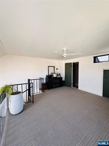 612 West Ridge Mews, Wood Ridge, NJ 07075