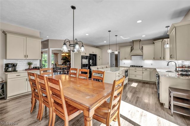 2285 N Bay Drive, Willoughby, OH 44094