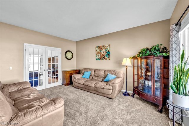 2285 N Bay Drive, Willoughby, OH 44094