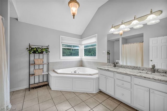 2285 N Bay Drive, Willoughby, OH 44094