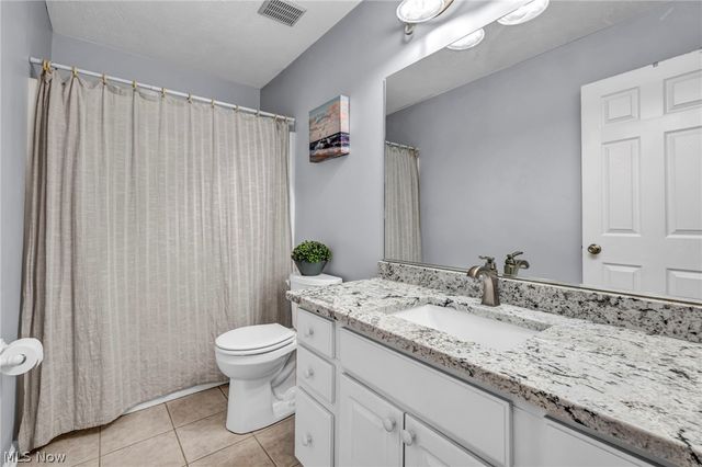 2285 N Bay Drive, Willoughby, OH 44094