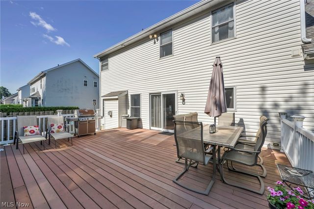 2285 N Bay Drive, Willoughby, OH 44094