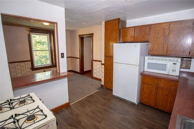 181 Chittenden Street, Akron, OH 44306