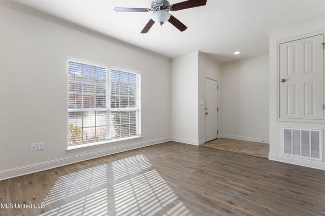 103 Armand Oaks, Ocean Springs, MS 39564