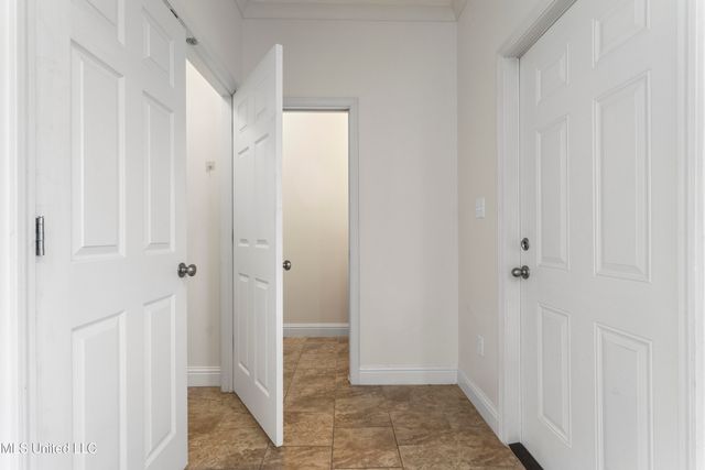 103 Armand Oaks, Ocean Springs, MS 39564