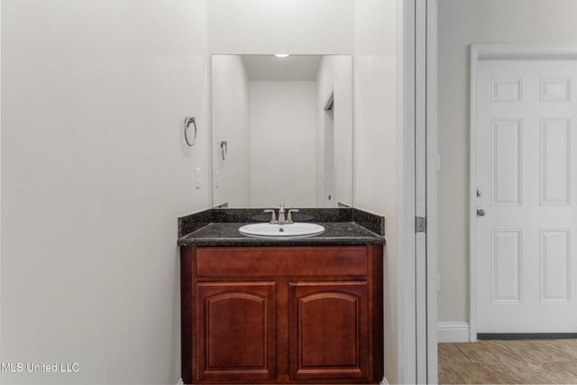 103 Armand Oaks, Ocean Springs, MS 39564